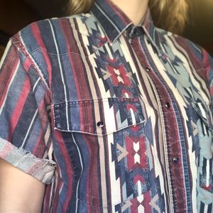 VINTAGE Wrangler Western Snap Shirt, size M/L